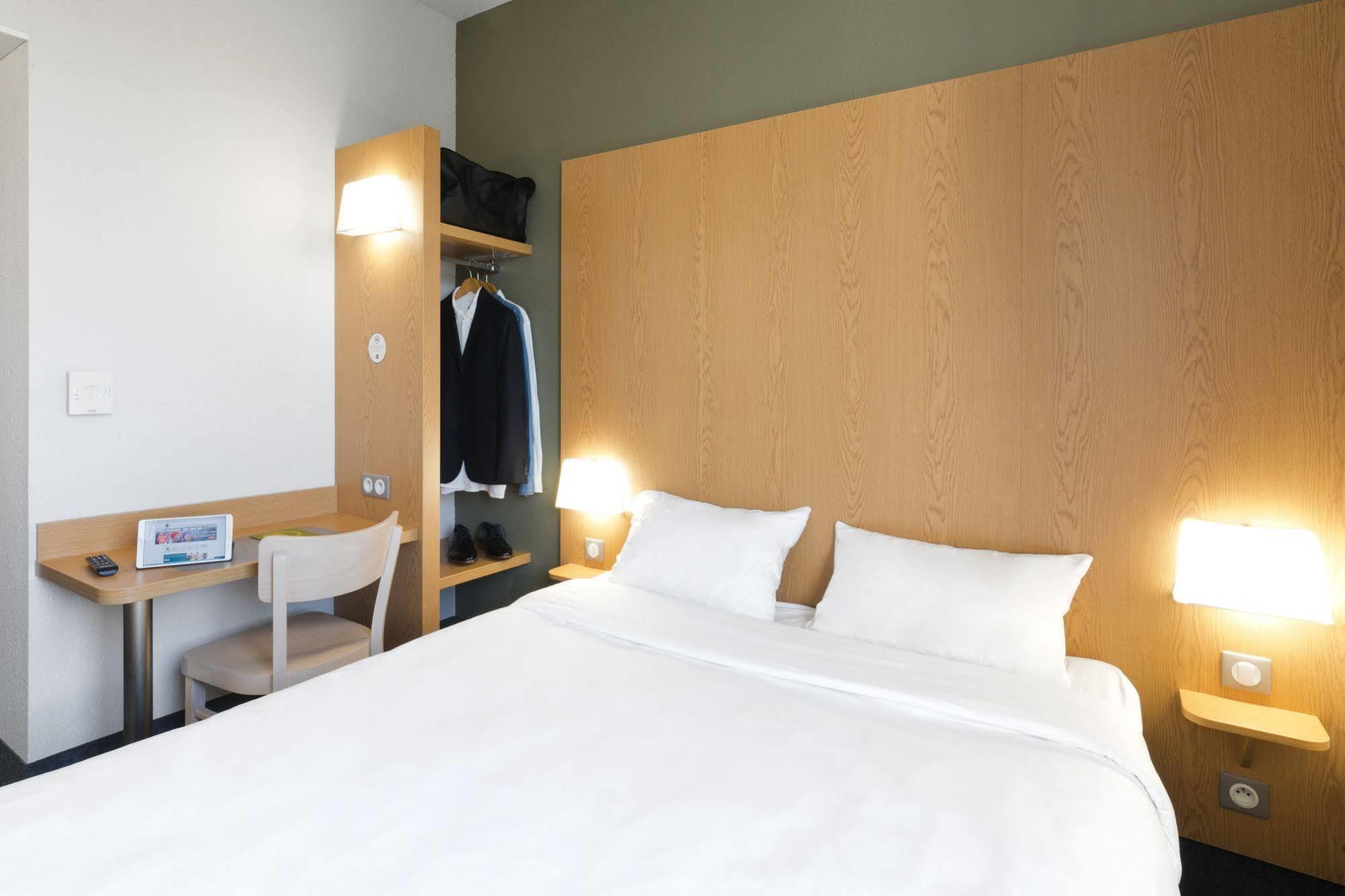 B&B Hotel La Roche-Sur-Yon 穆耶龙·勒卡普蒂夫 外观 照片